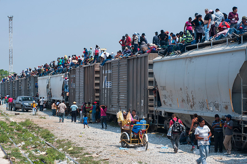 Les décès de migrants restent nombreux malgré la forte baisse du nombre de passages à la frontière entre les Etats-Unis et le Mexique en 2017 | Organisation internationale pour les migrations